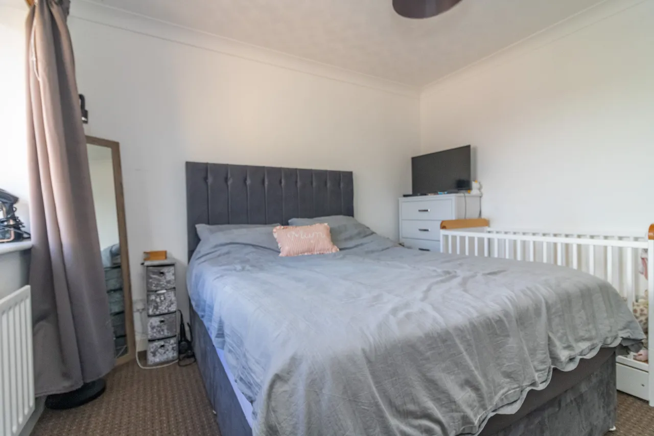 Hollowtree Road, Hamilton, Leicester, Leicester, LE5 1TH, photo 10