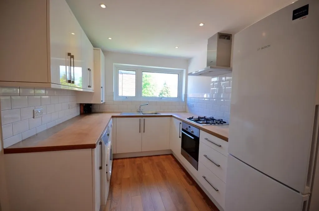 Grandfield Avenue, Watford, photo 4