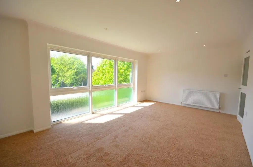 Grandfield Avenue, Watford, photo 2