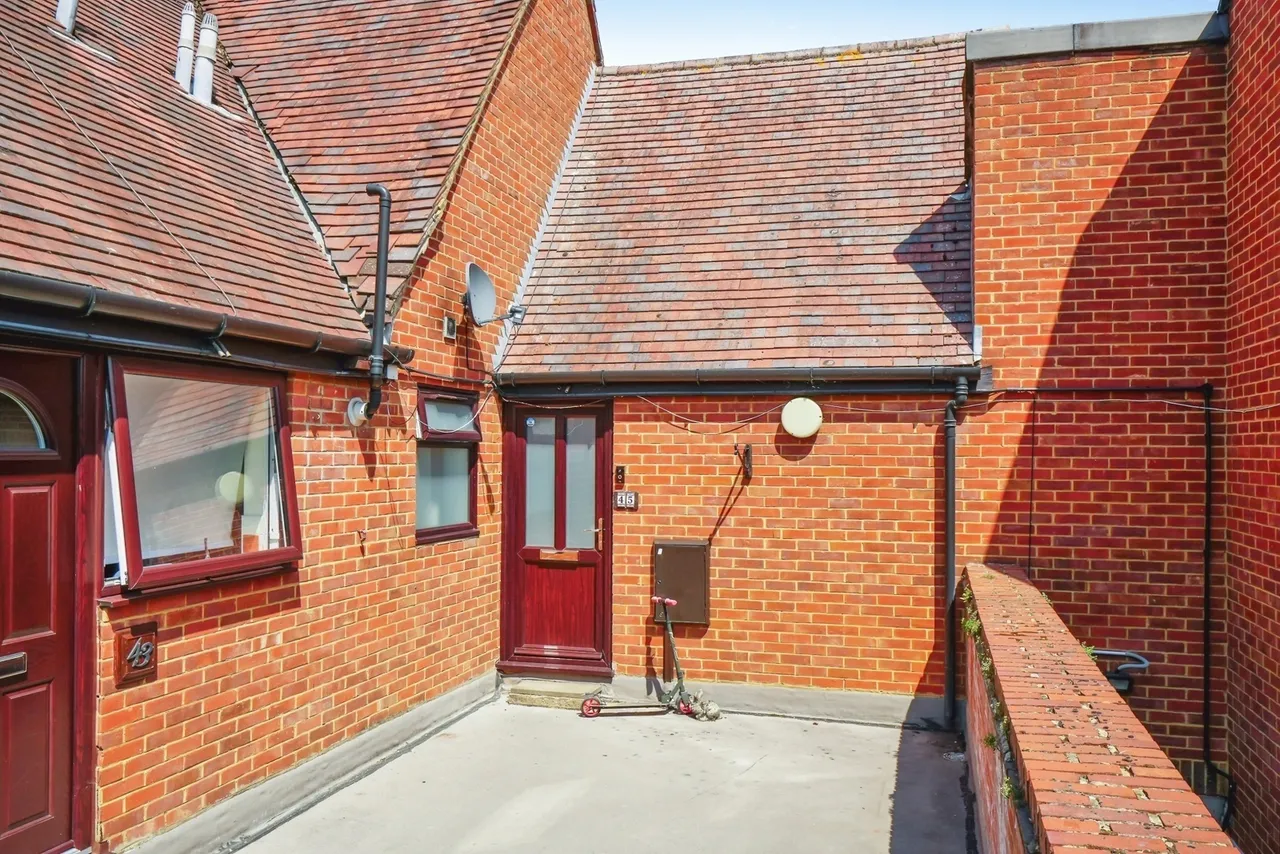 2 bed flat for sale — Manorsfield Road, Bicester, Oxfordshire, OX26
