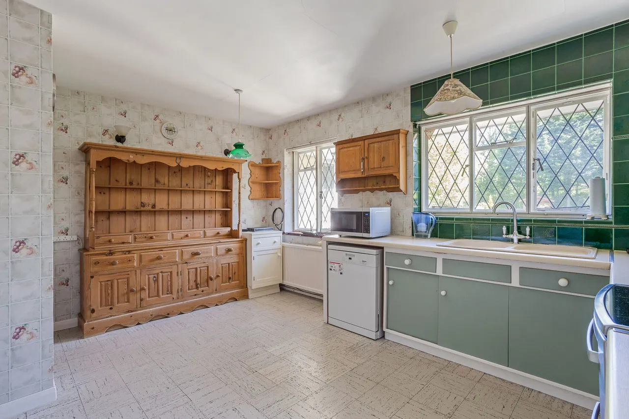 14 Layters Way, Gerrards Cross, SL9, photo 4