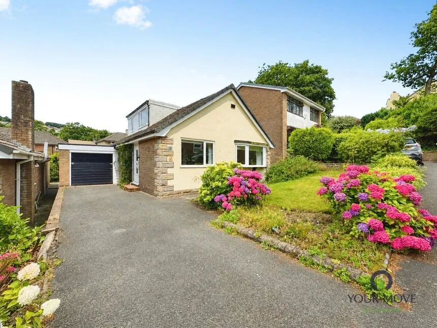 2 bed house for sale — Aysgarth Drive, Darwen, Lancashire, BB3