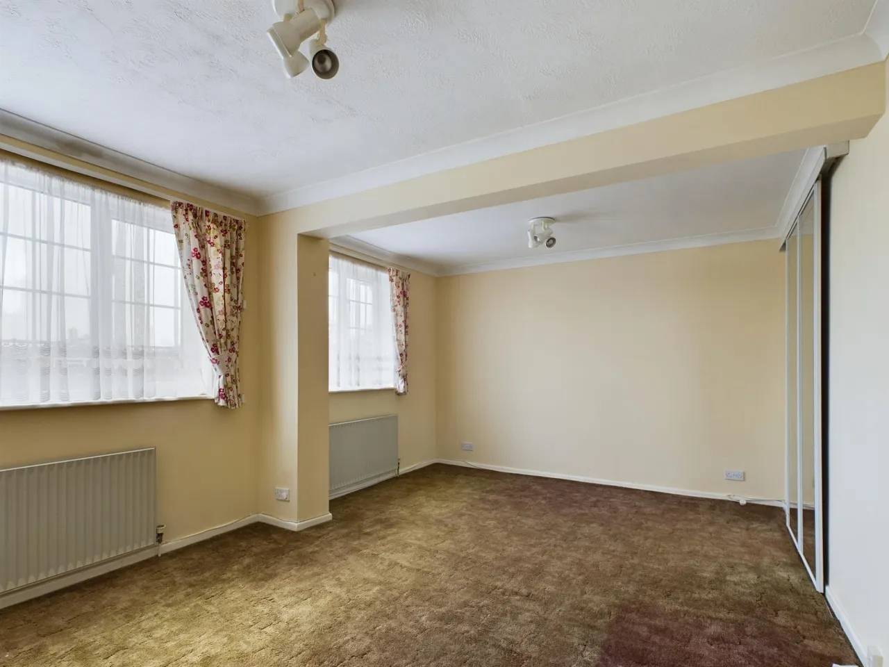Dove Close, Kempshott, Basingstoke, RG22, photo 8