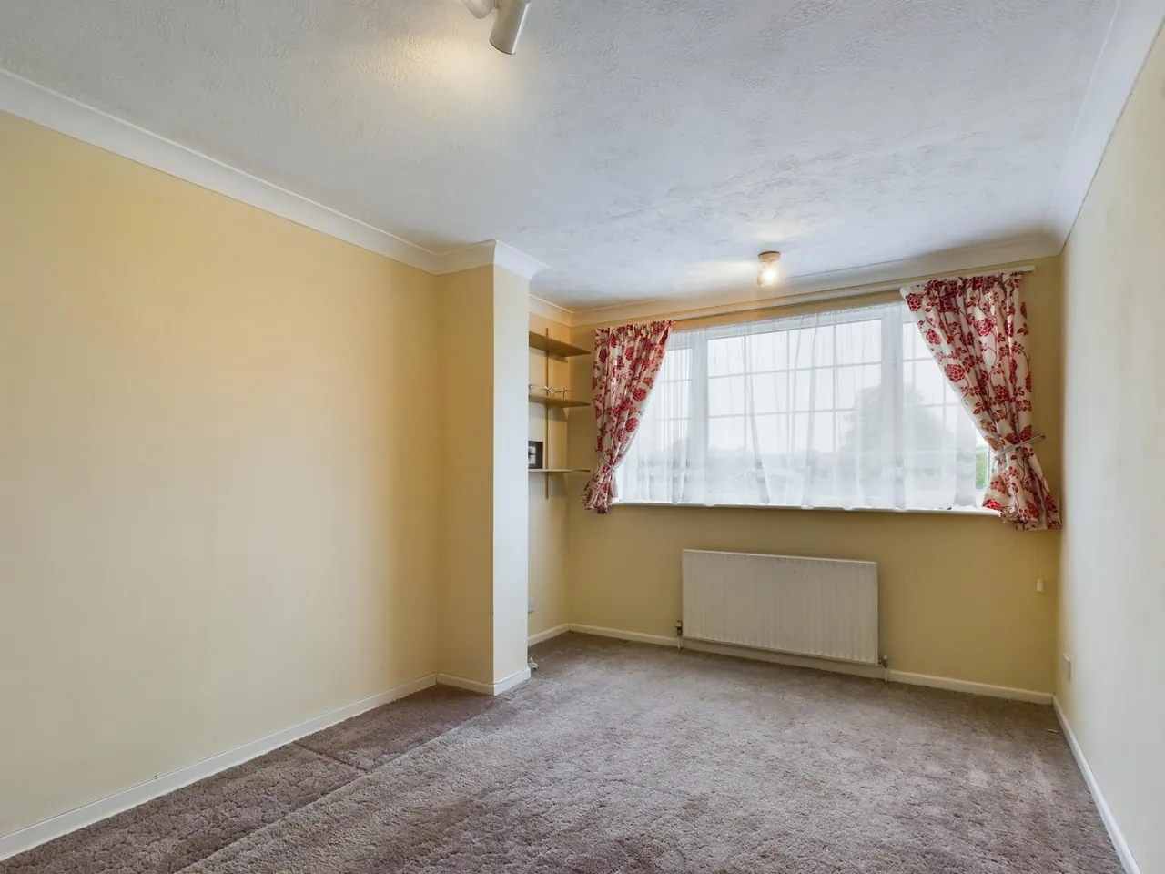 Dove Close, Kempshott, Basingstoke, RG22, photo 12