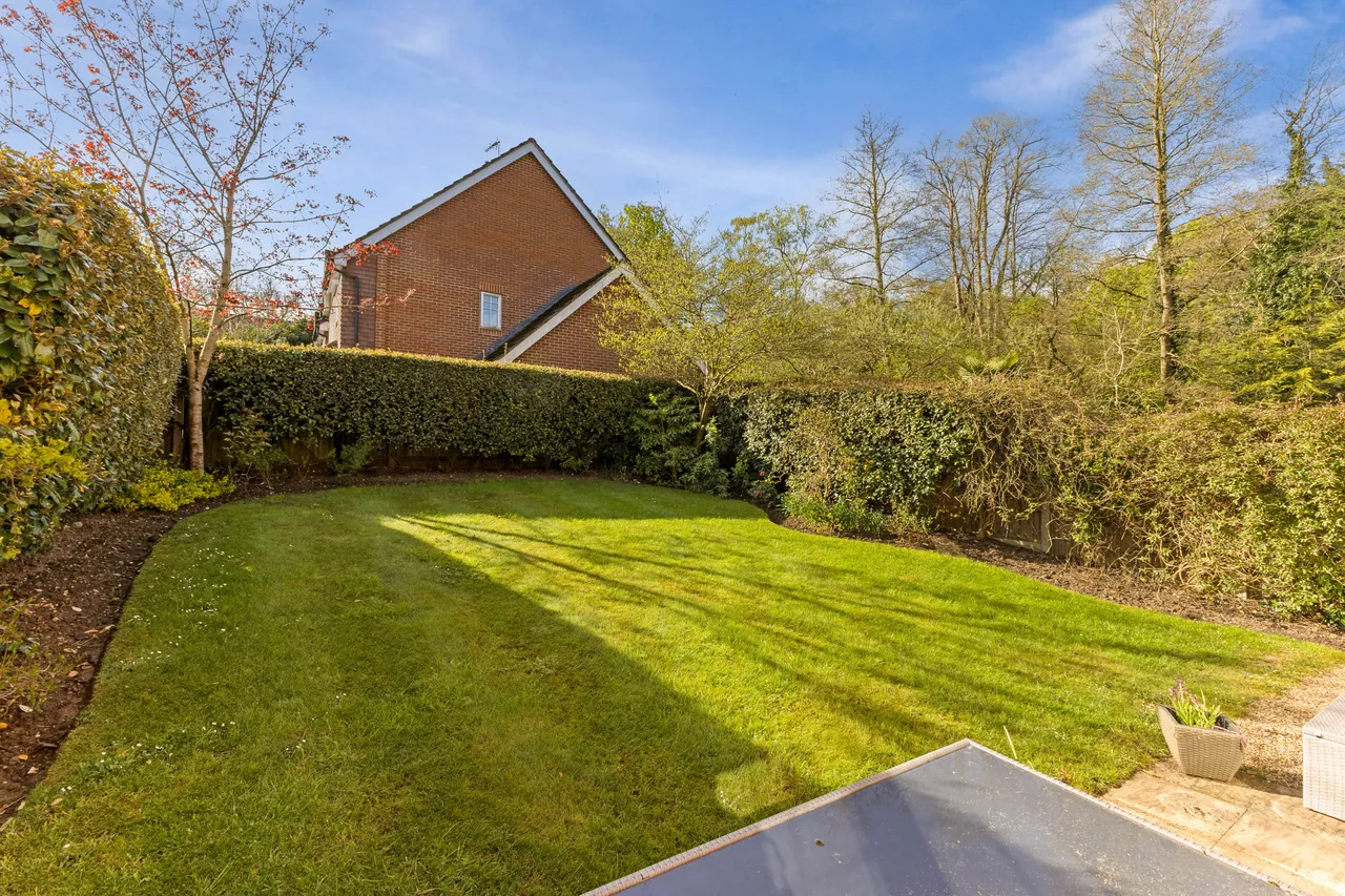 Brightwen Grove, Stanmore, HA7, photo 3