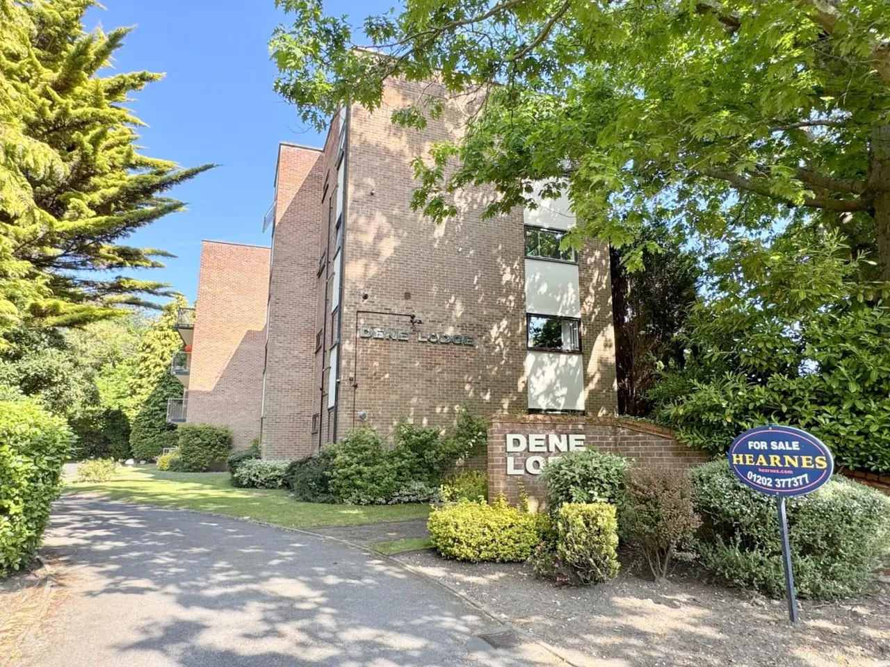 Western Road, BH13, photo 19