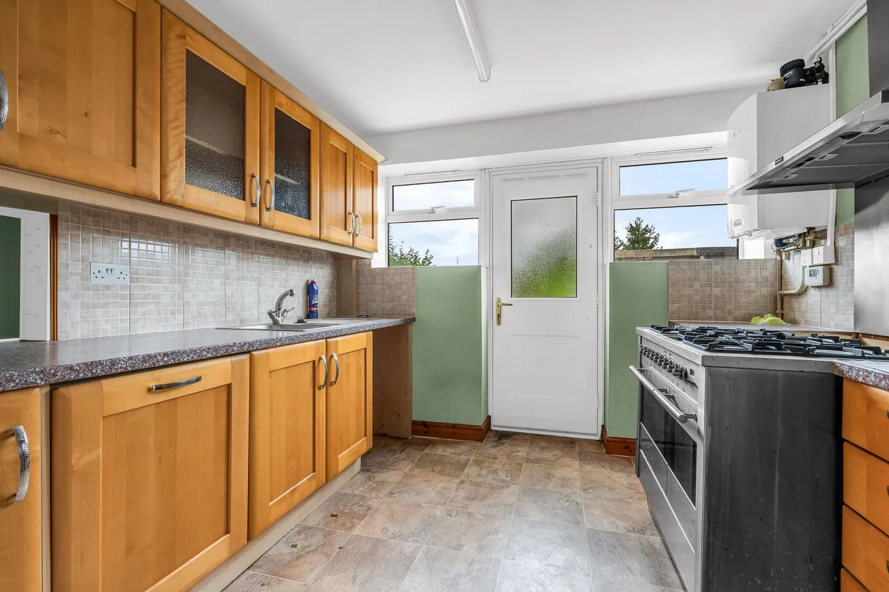 Cozens Road, Ware, SG12 7HJ, photo 6