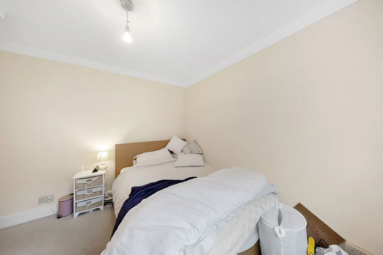 13b Emu Road, London, photo 7