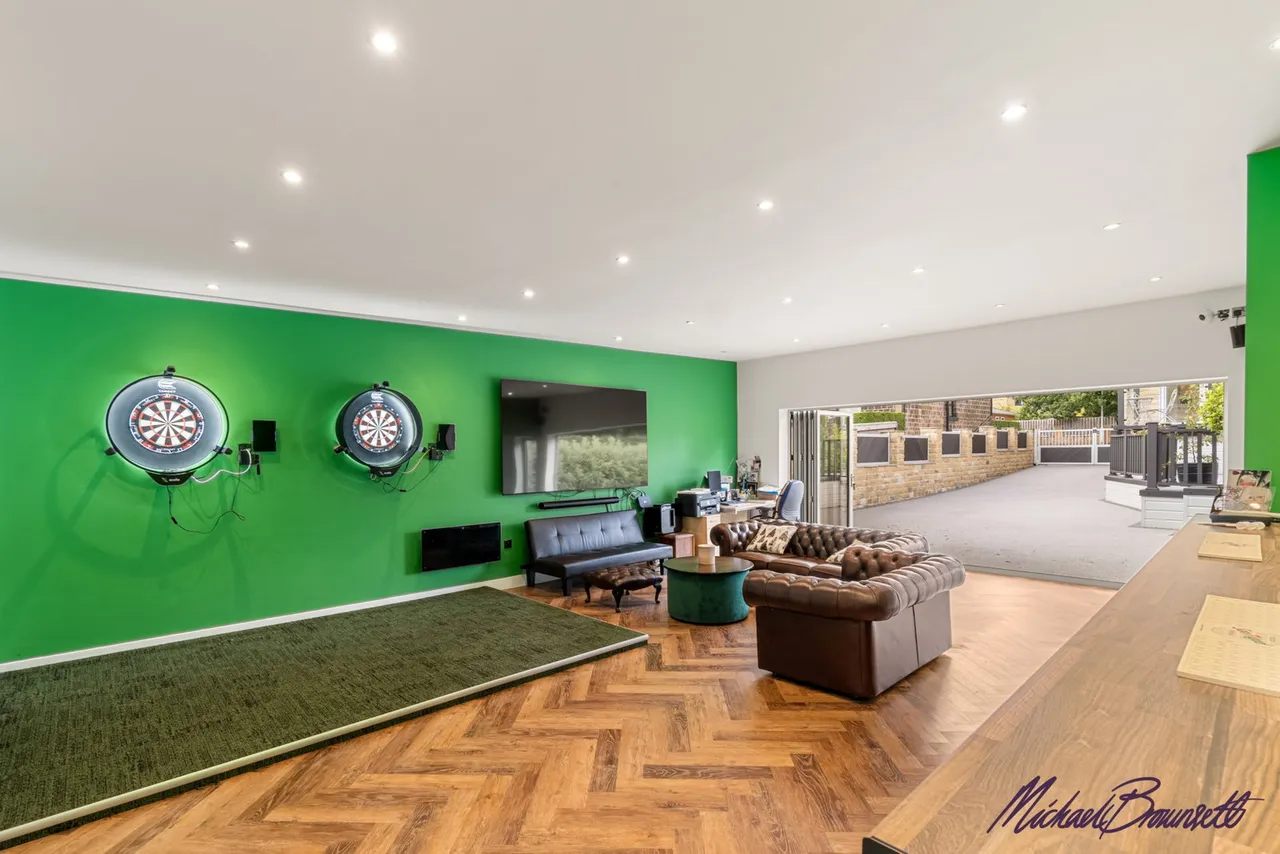 Green Lane, Shelf, HX3, photo 43