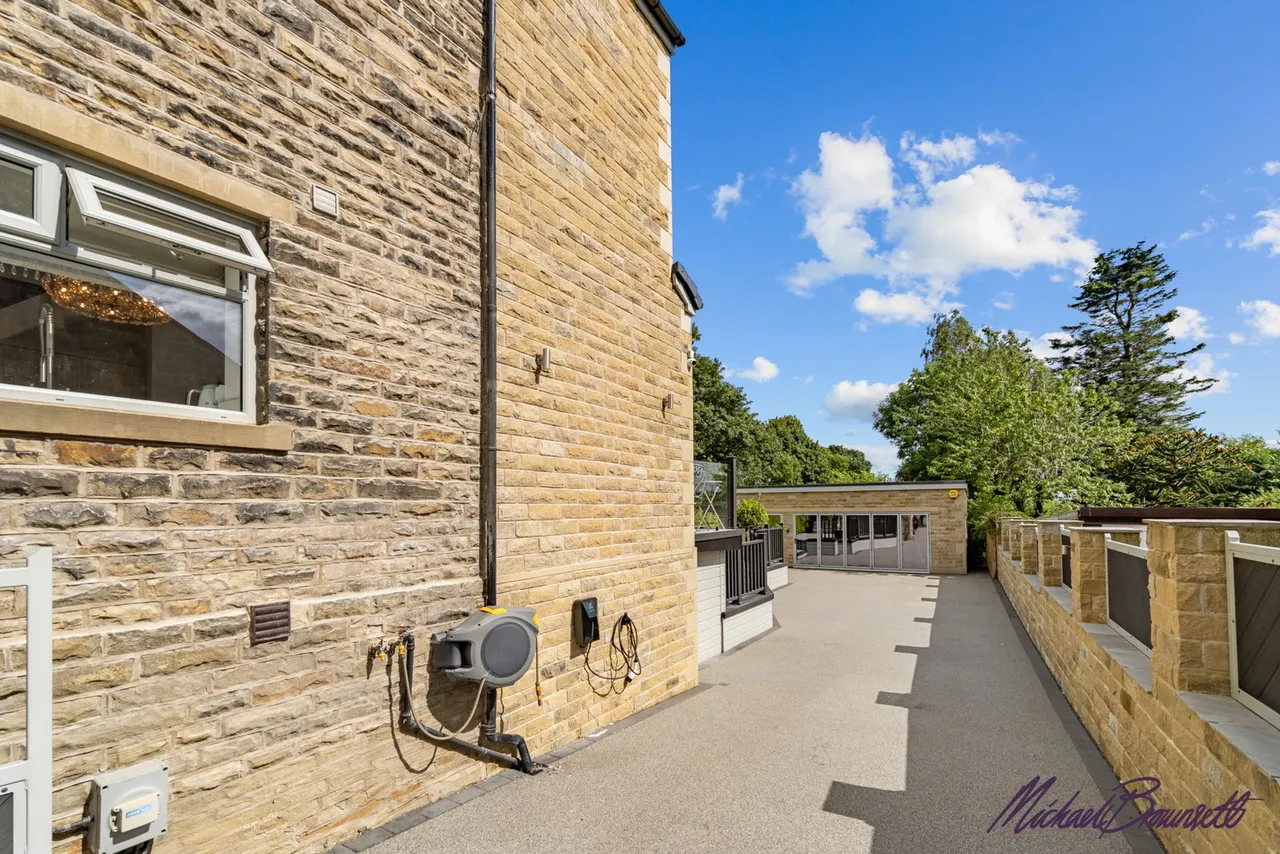 Green Lane, Shelf, HX3, photo 46