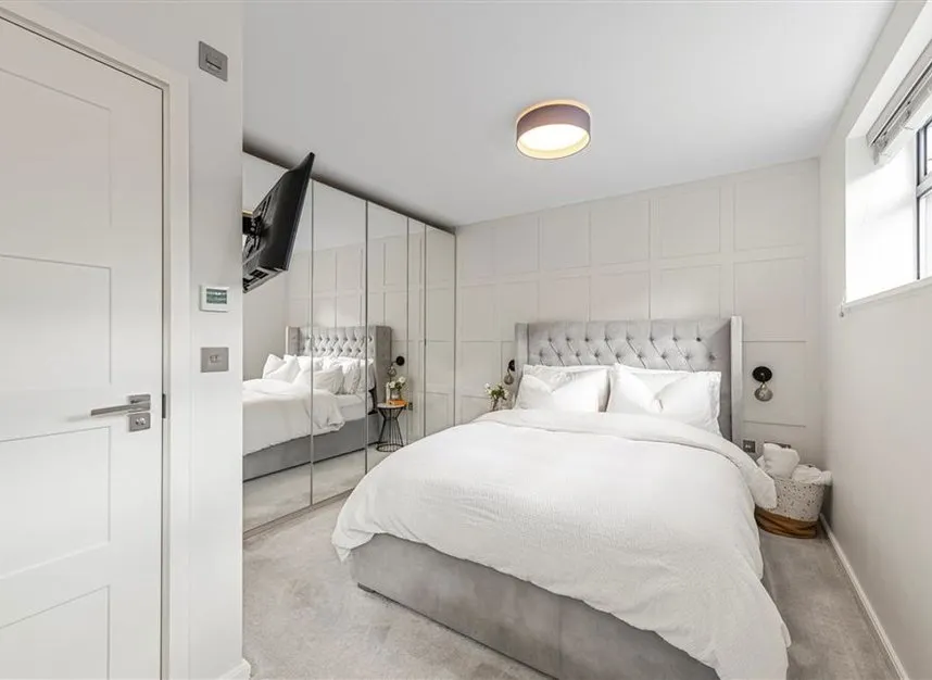 Elmtree Road, Teddington, TW11, photo 3