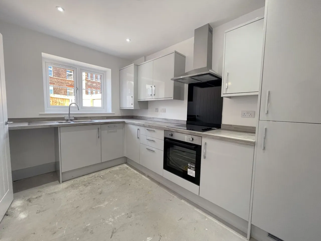 Old Chester Road, Holywell, CH8, photo 3
