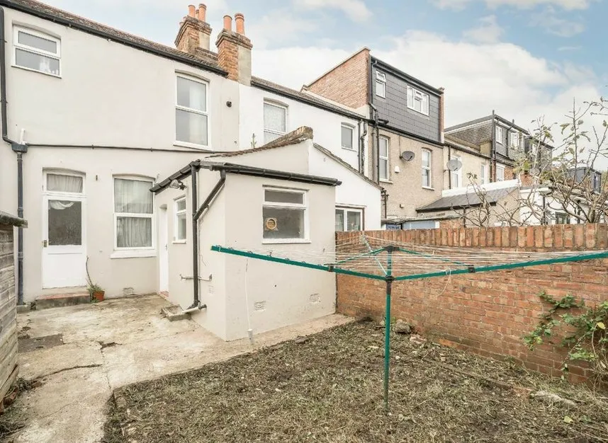 Bruce Road, Tooting, CR4, photo 10