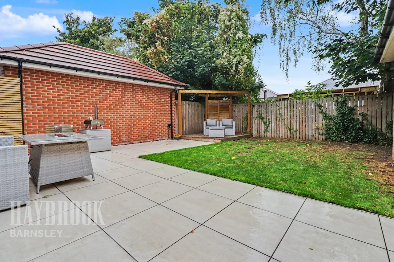 Carrs Avenue, Cudworth, photo 20