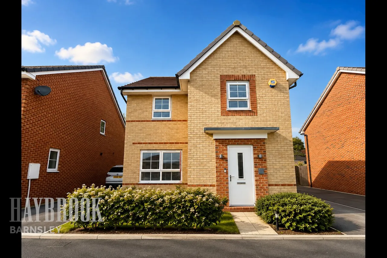 4 bed house for sale, Carrs Avenue, Cudworth
