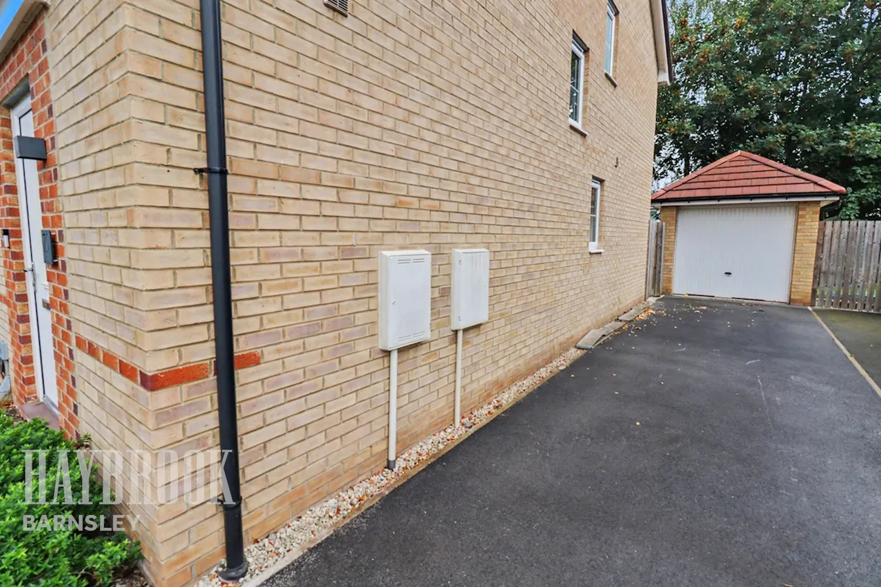 Carrs Avenue, Cudworth, photo 22