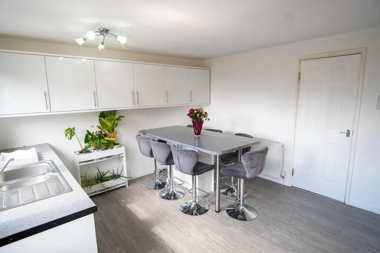 Marmion Place, Cumbernauld, G67 4AP, photo 2