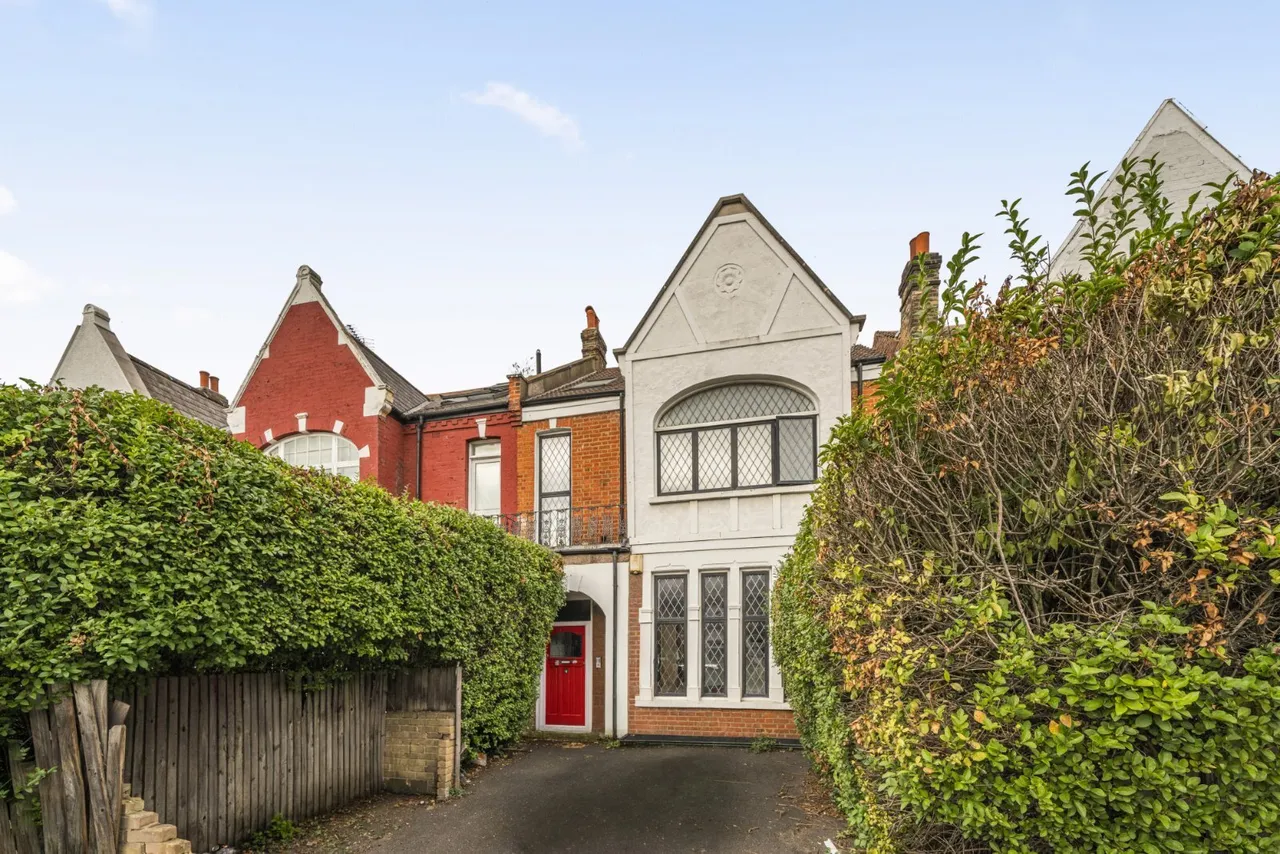 Mitcham Lane, London, SW16, photo 10