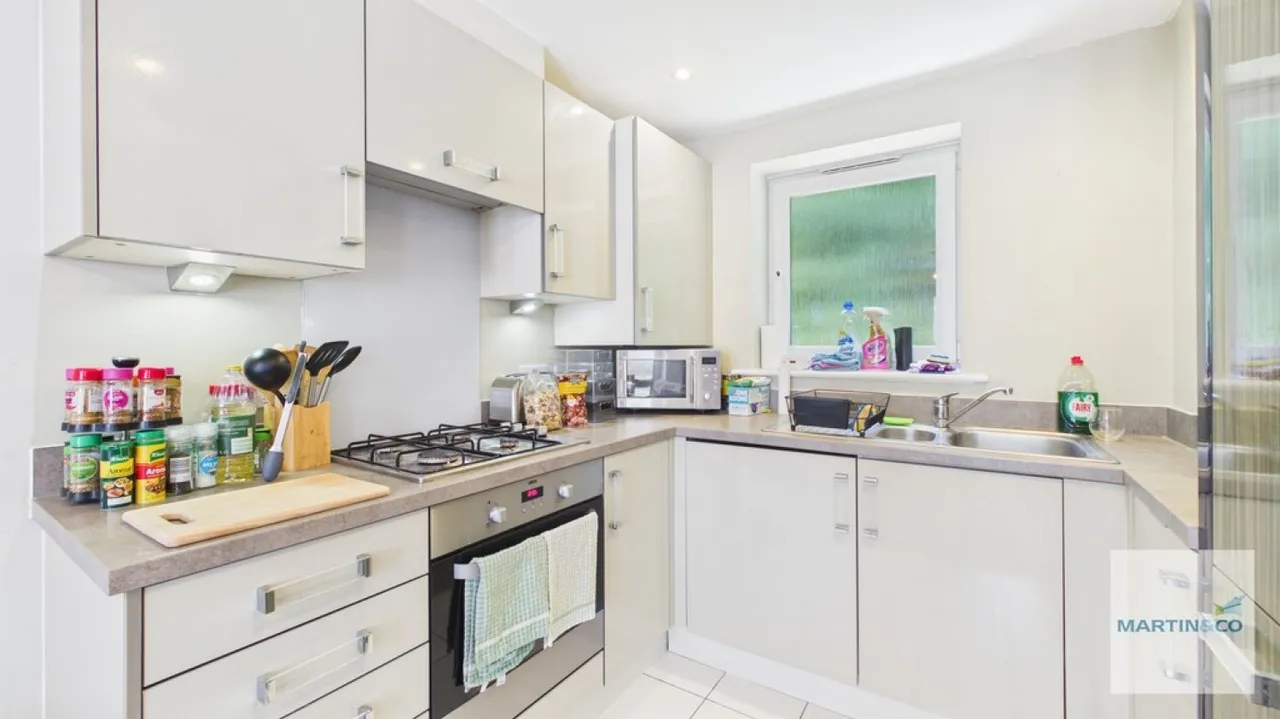 Hartropp Court, Sutton Coldfield, photo 2