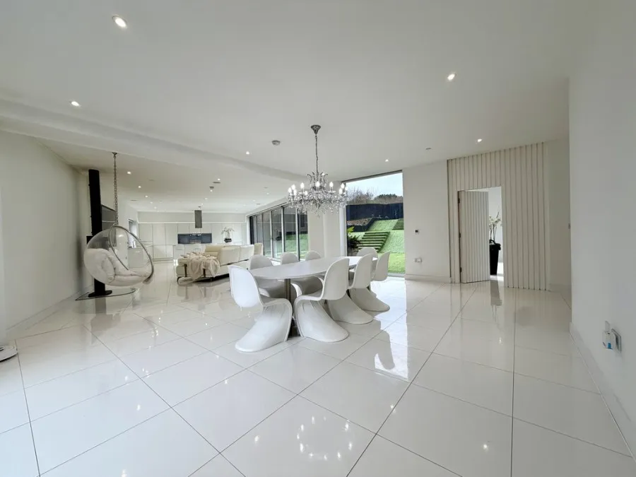 Harlequin House, Brondeg, CF48, photo 5