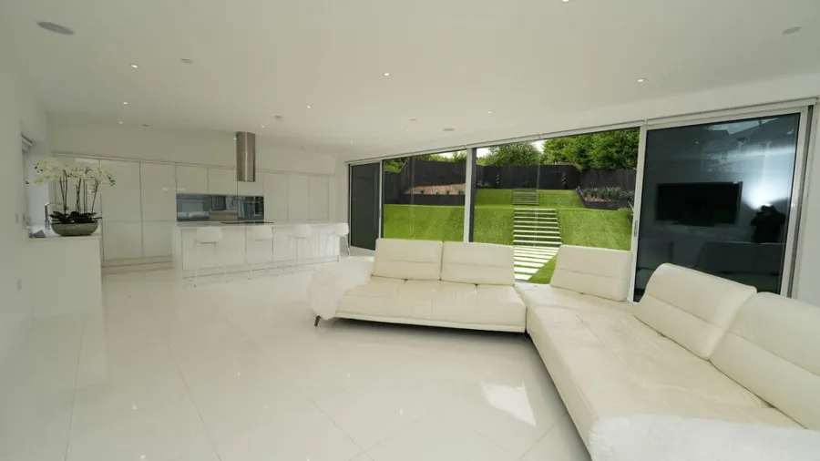 Harlequin House, Brondeg, CF48, photo 11