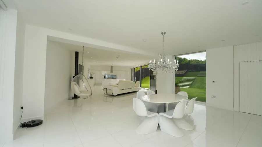 Harlequin House, Brondeg, CF48, photo 12