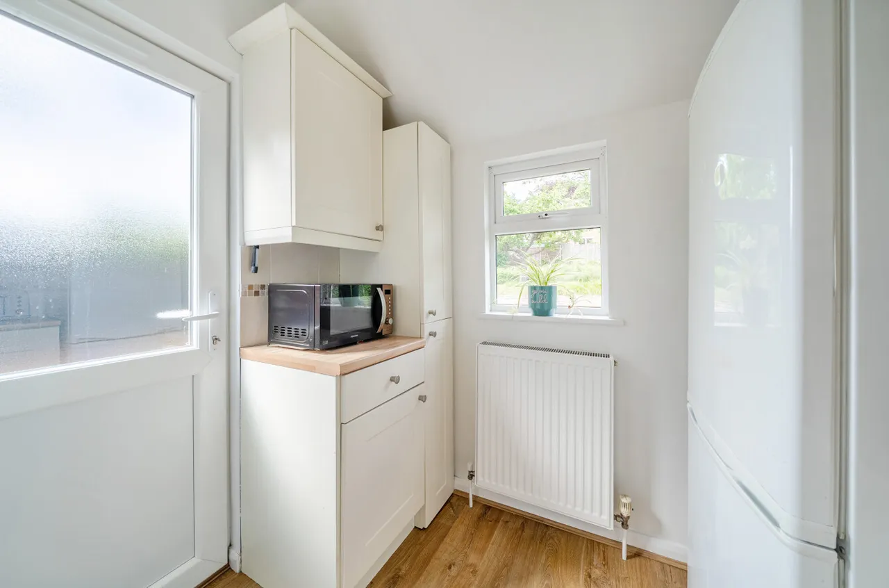Highfield Gardens, Aldershot, Hampshire, GU11 3DB, photo 12
