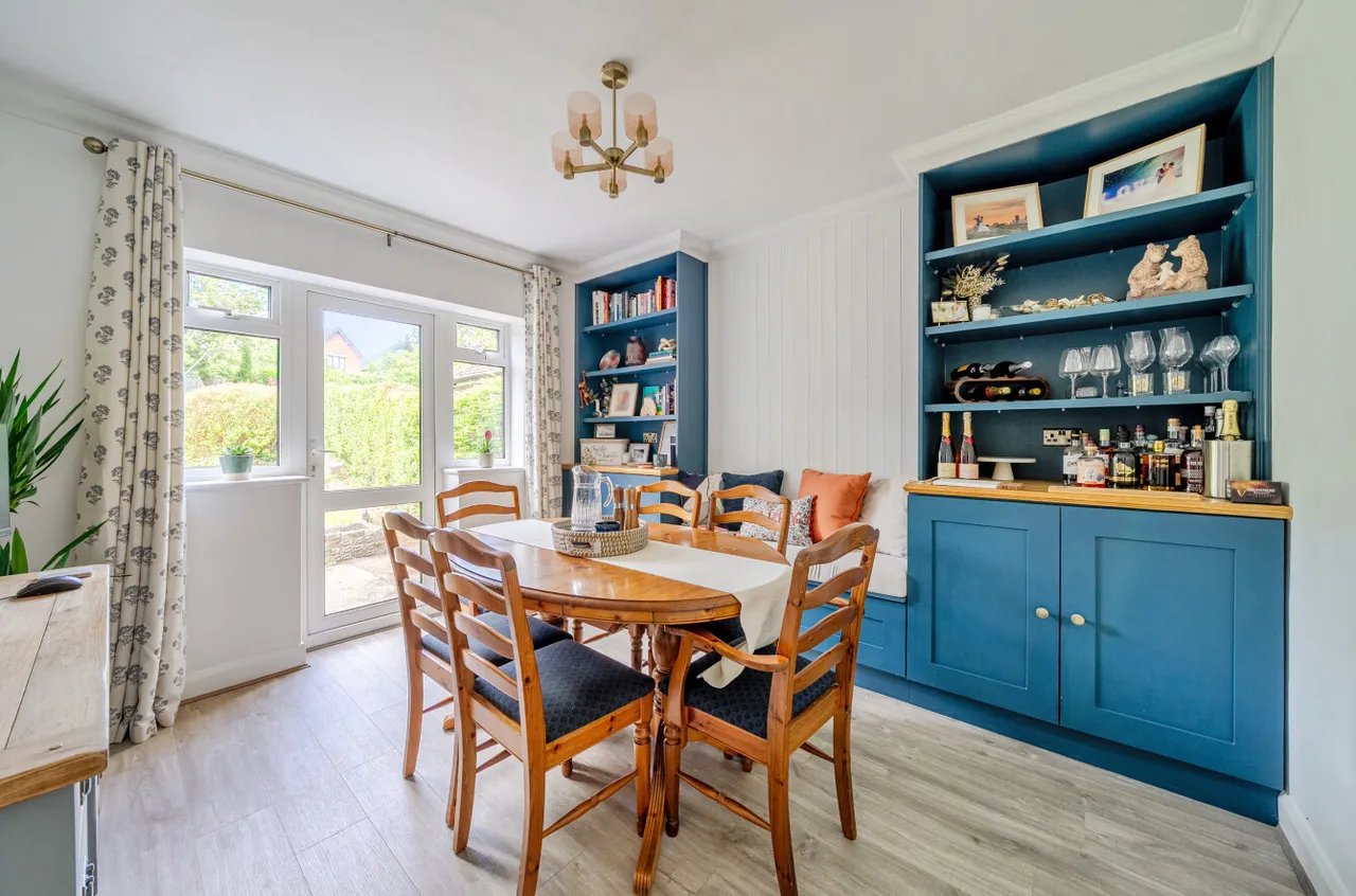 Highfield Gardens, Aldershot, Hampshire, GU11 3DB, photo 8