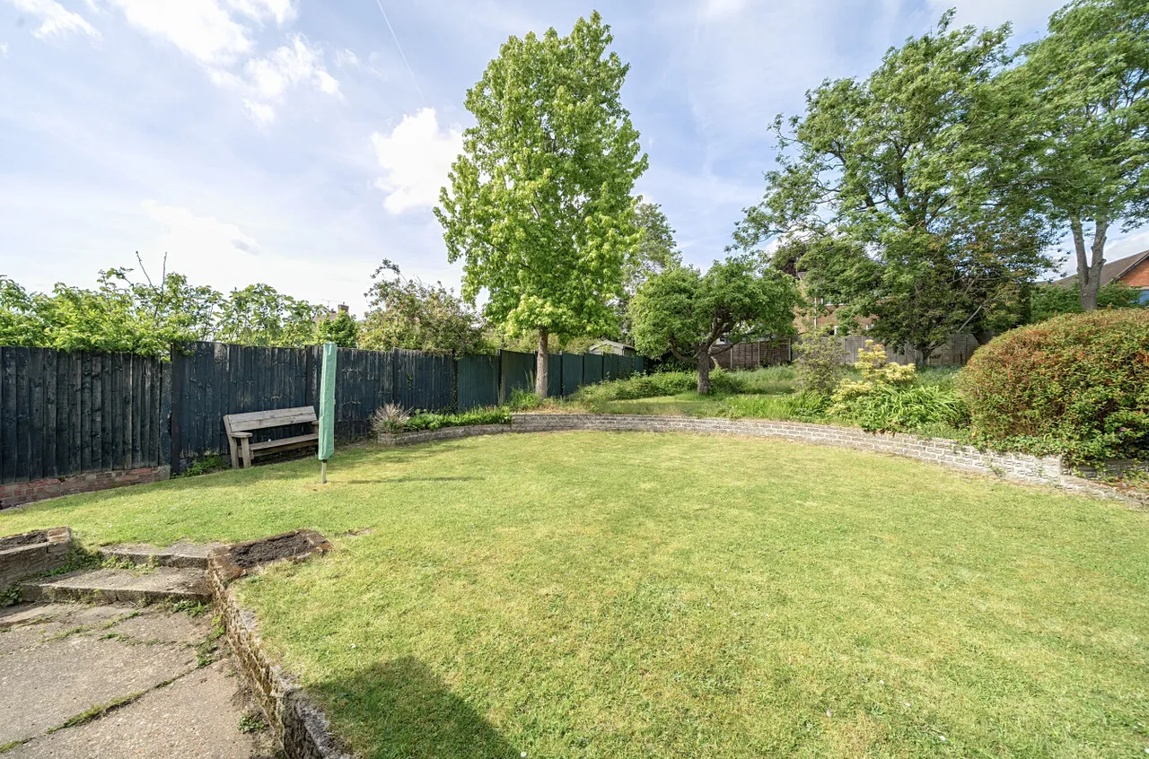 Highfield Gardens, Aldershot, Hampshire, GU11 3DB, photo 14