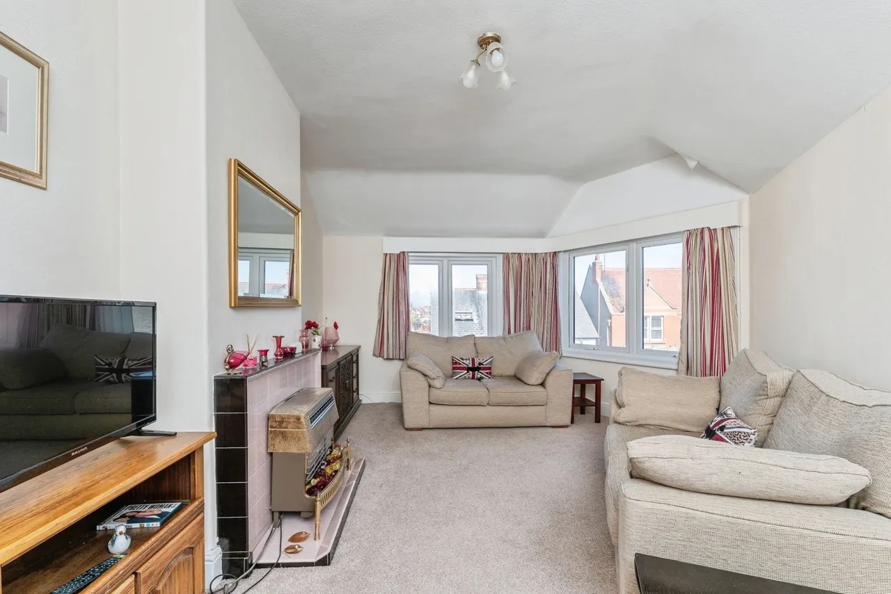 Rhos Road, Rhos on Sea, LL28, photo 14