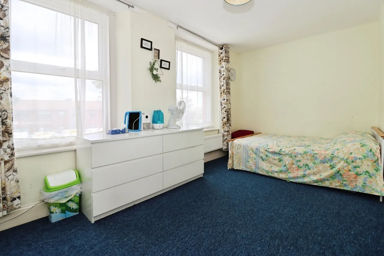 Lodge Causeway, Bristol, BS16, photo 8