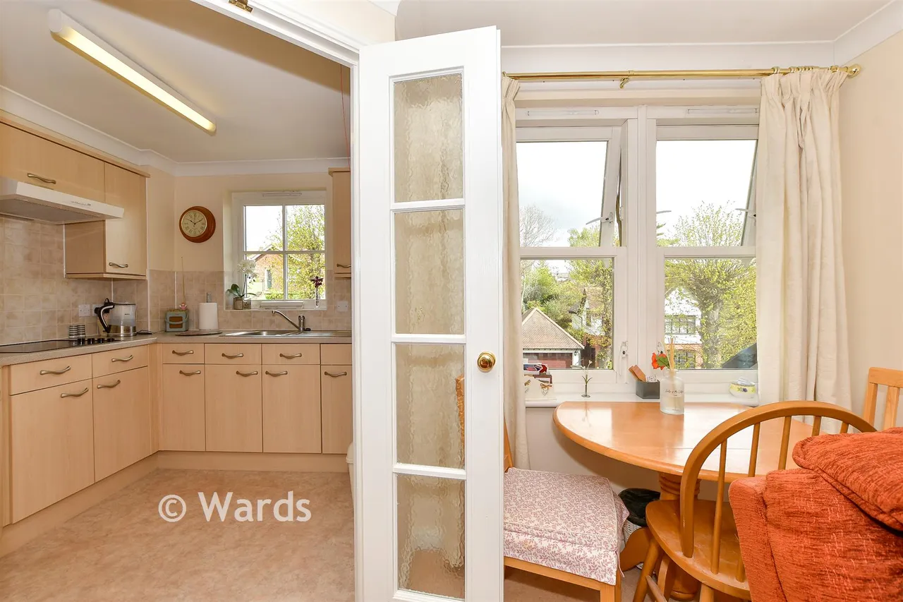 Glen View, Gravesend, DA12, photo 8