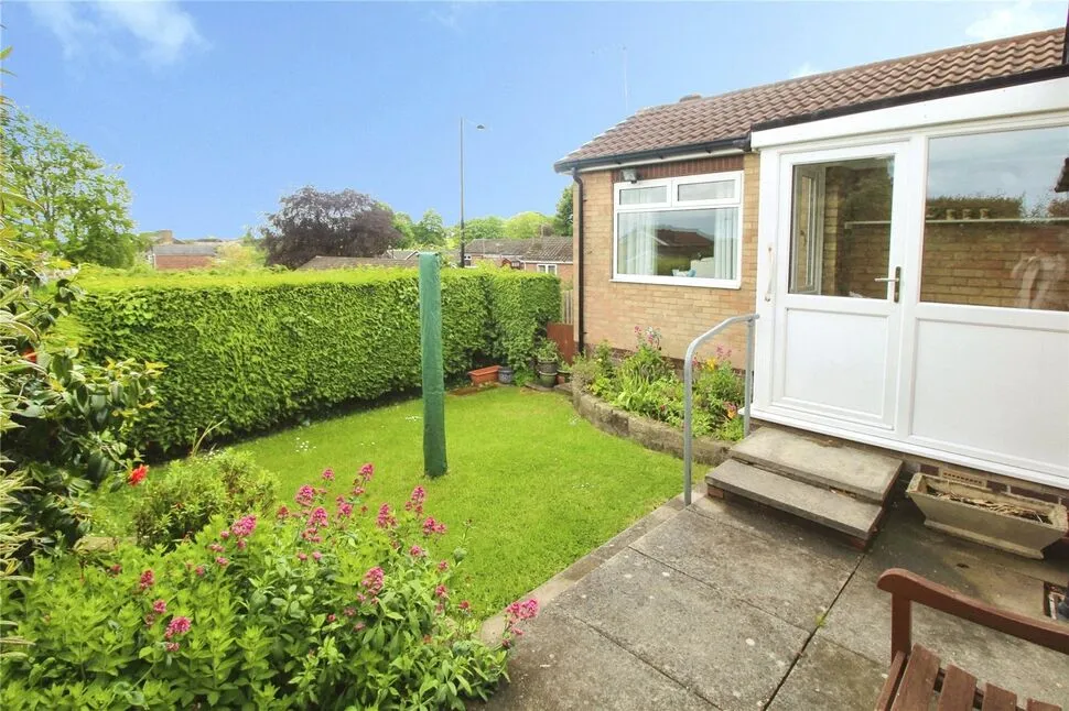 Milgrove Crescent, High Green, Sheffield, S35, photo 6