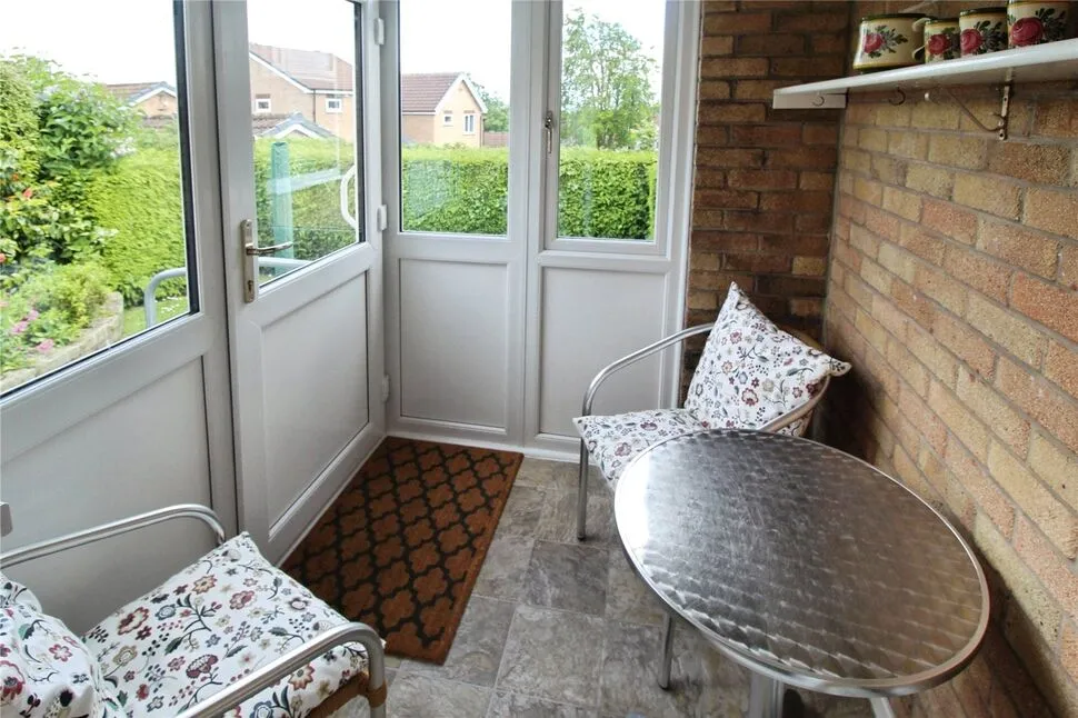 Milgrove Crescent, High Green, Sheffield, S35, photo 8