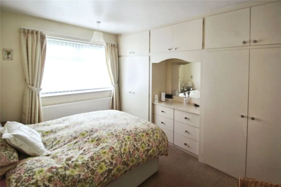 Milgrove Crescent, High Green, Sheffield, S35, photo 5