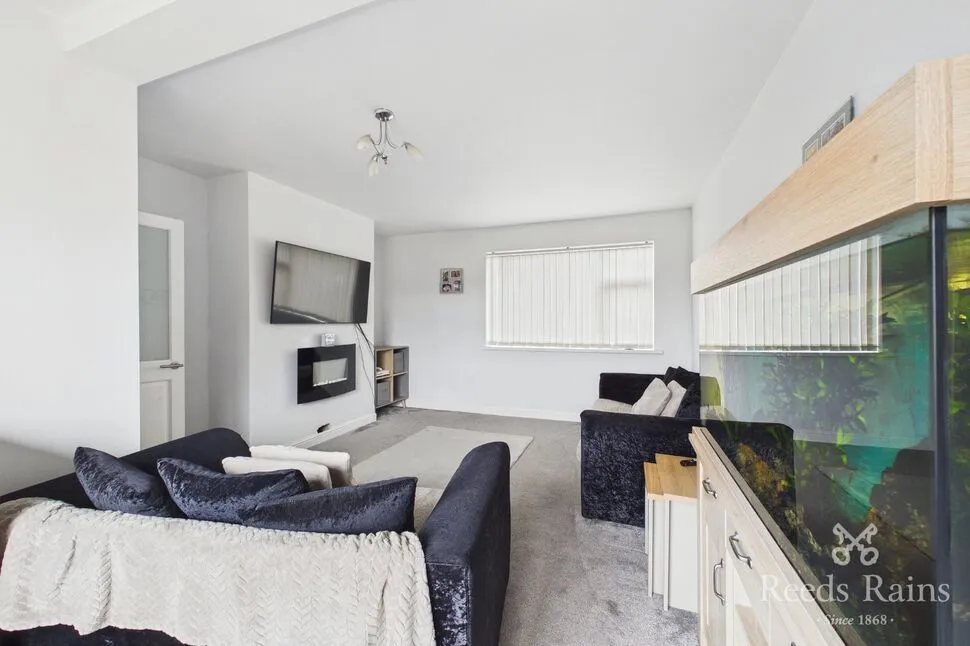 Mountbatten Crescent, Wakefield, West Yorkshire, WF1, photo 9