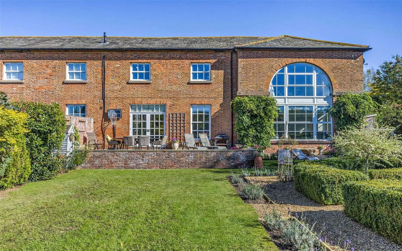 4 bed house for sale — Somerford, Congleton, Cheshire, CW12 4SL
