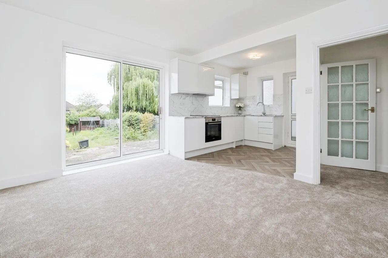 Goldings Road, Loughton, Essex, IG10, photo 2