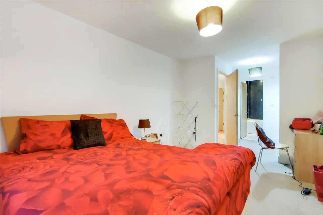 Millharbour, London, E14, photo 4