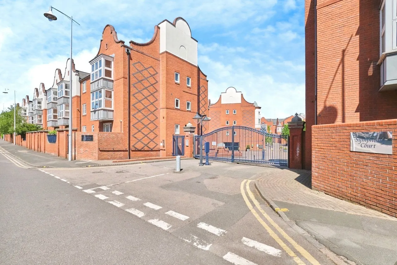 Symphony Court, Birmingham, B16, photo 11