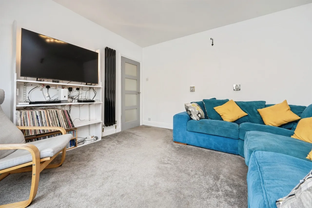 Abbey Road, Bedford, MK41, photo 4