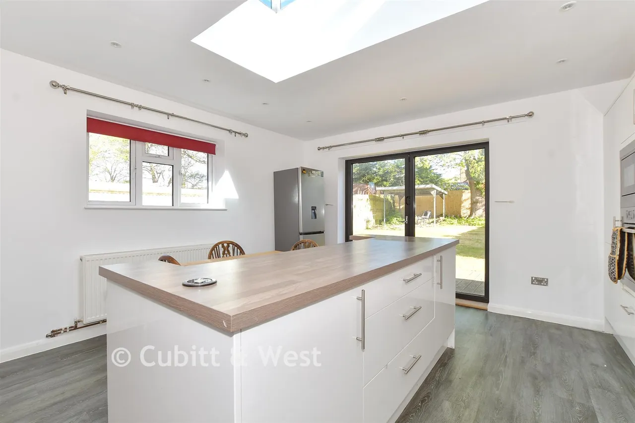 Glebe Road, Cranleigh, GU6, photo 4