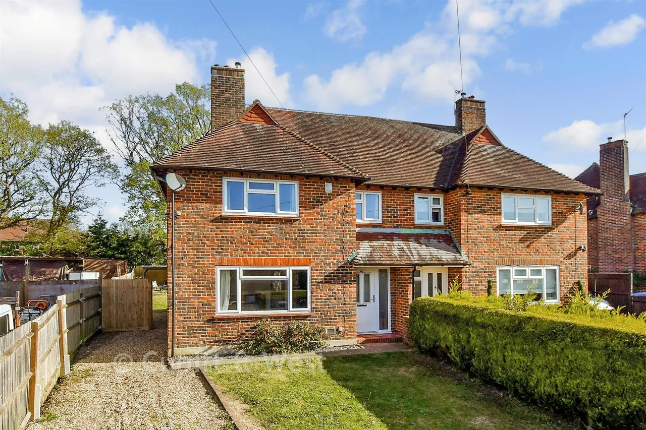 3 bed house for sale, Glebe Road, Cranleigh, GU6