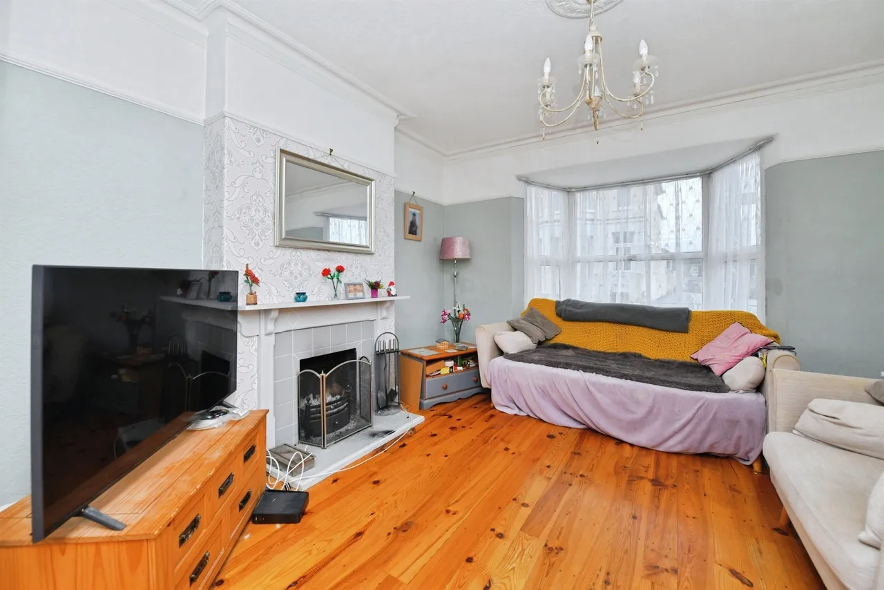 Victoria Road, Saltash, photo 6