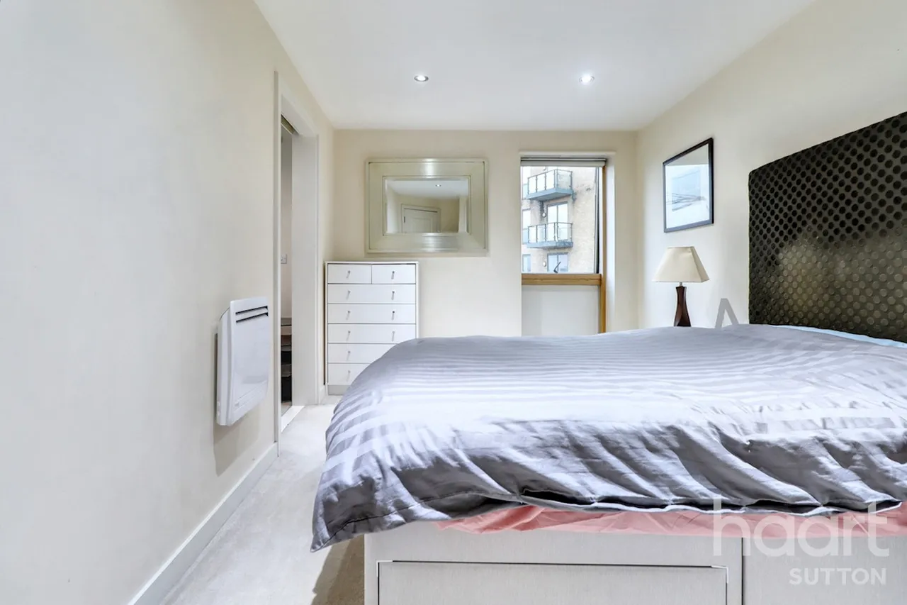 Durnsford Road, London, SW19, photo 7