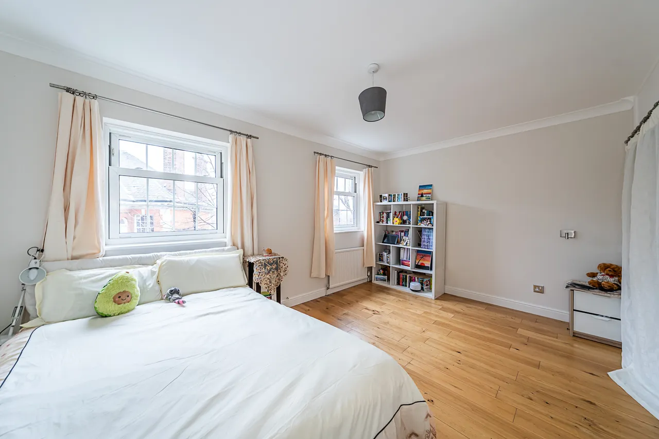 Pine Grove, London, SW19, photo 5
