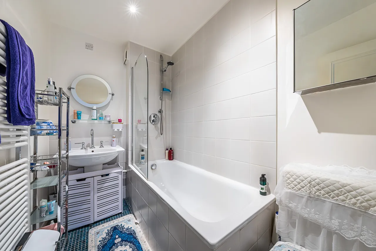 Pine Grove, London, SW19, photo 8