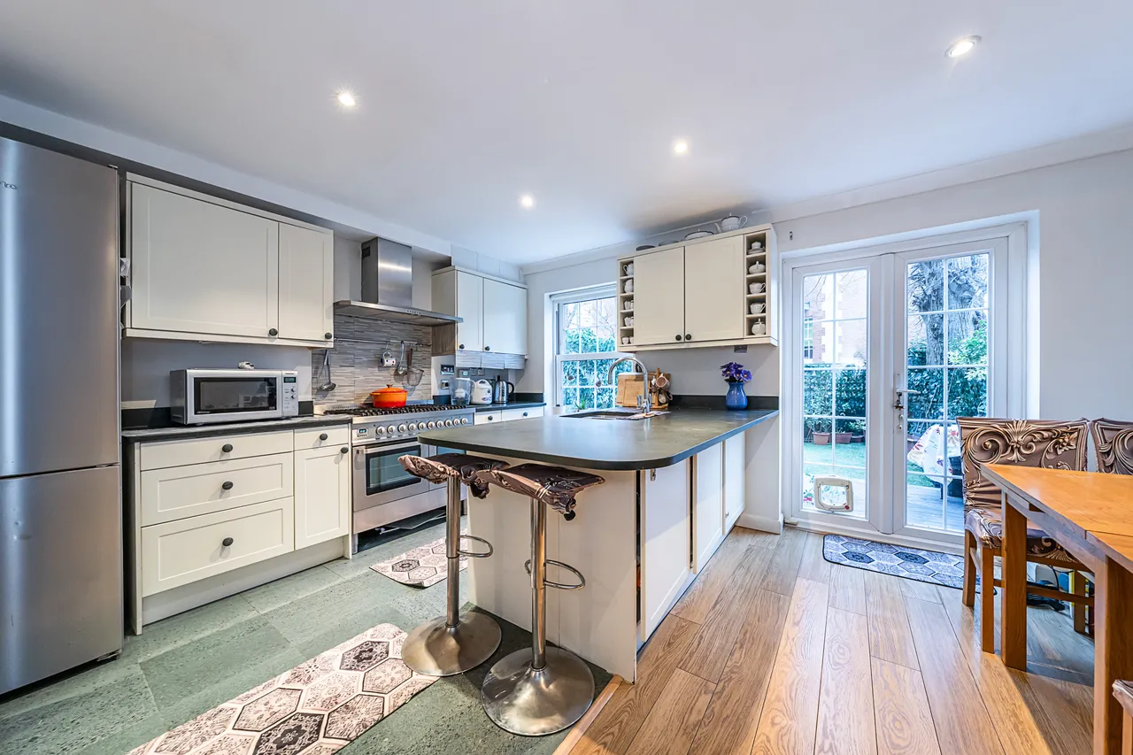 Pine Grove, London, SW19, photo 2