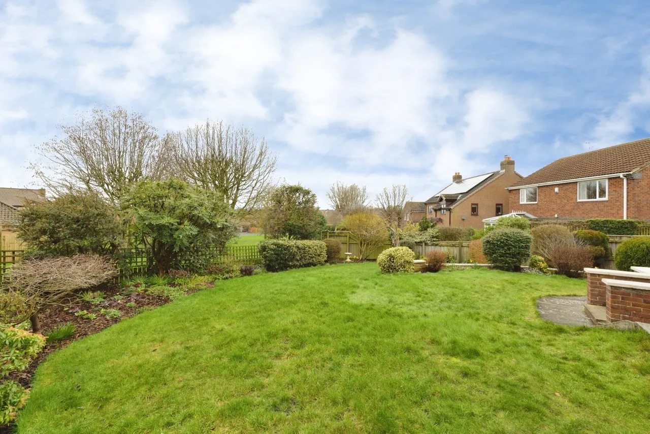 Regency Court, Northallerton, North Yorkshire, DL6, photo 9