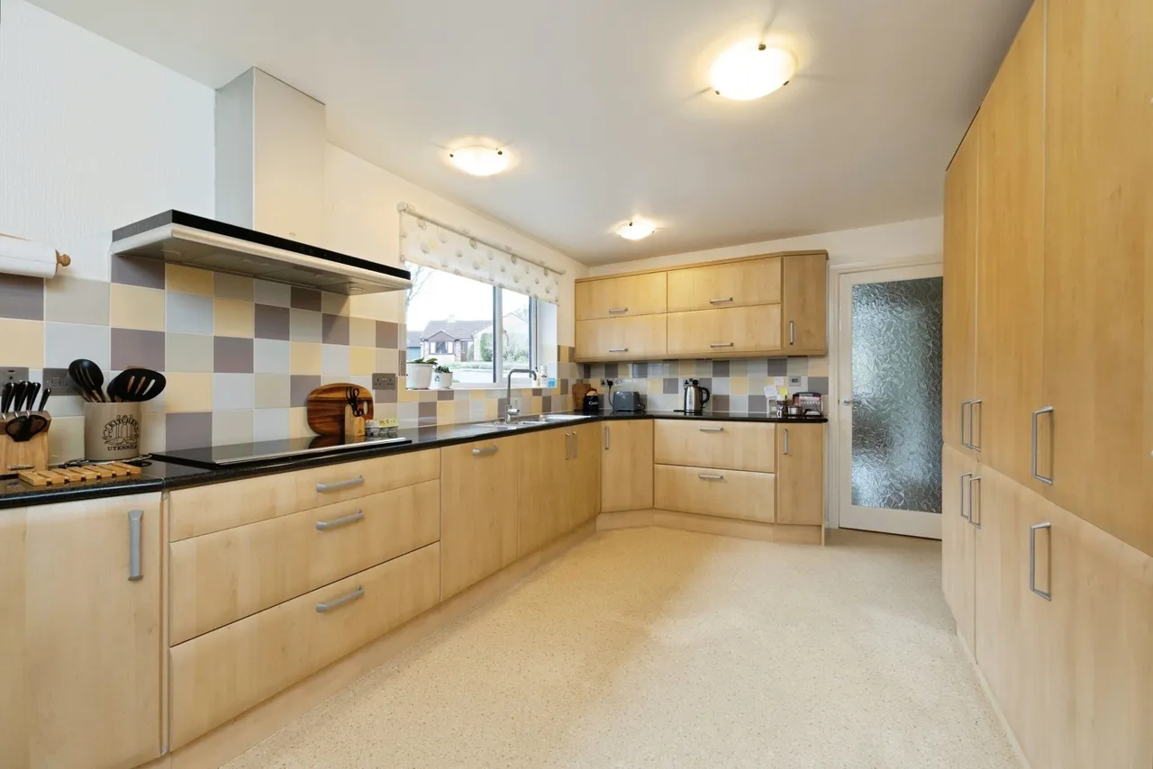 Regency Court, Northallerton, North Yorkshire, DL6, photo 6